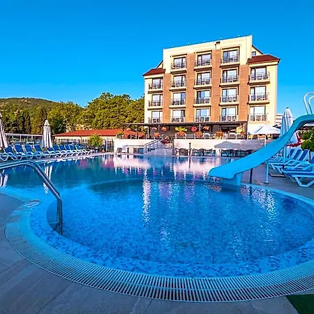 Speranta Hotel - Free Beach & Free Parking 4*